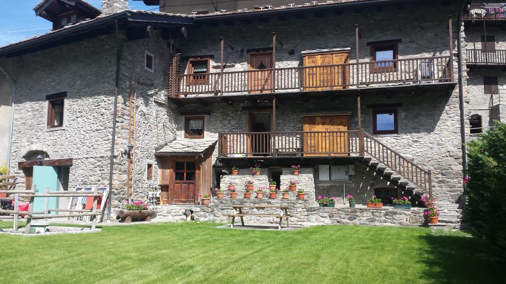 Appartamenti Da Clara La Thuile Buitenkant foto