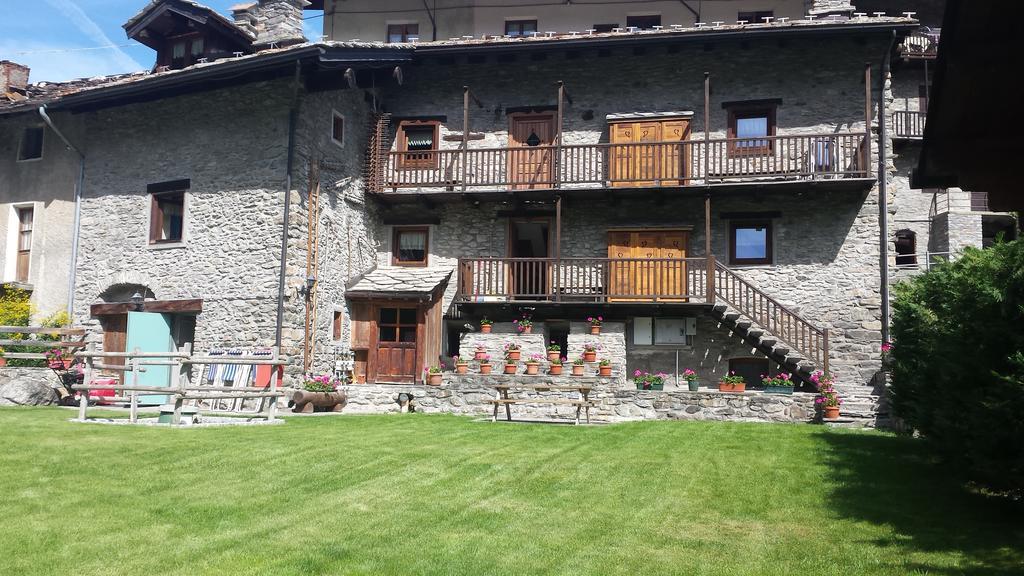 Appartamenti Da Clara La Thuile Buitenkant foto